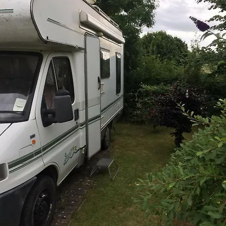 Lakeland Motorhome Homestay *